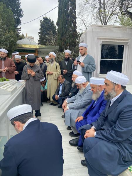 LOYALTY TO OUR ELDERS, PRAYER FOR THE Umma