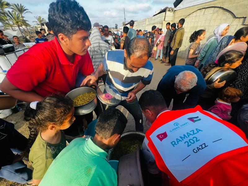 “NIGHT OF QADR IFTAAR TREATY” FROM İLKSEÇ IN GAZA