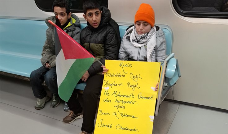 KÜÇÜK HAFIZLARIMIZDAN BÜYÜK MESAJ